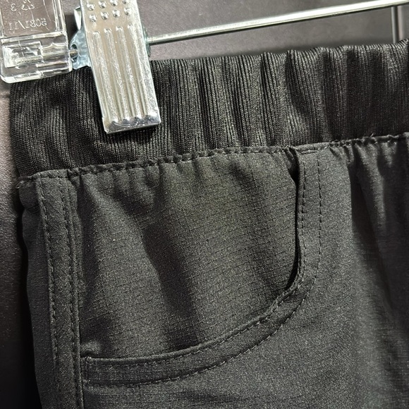 Carhartt Lightweight Ripstop work shorts,4 pocket,elastic waist,wicks sweat,logo - Picture 2 of 7